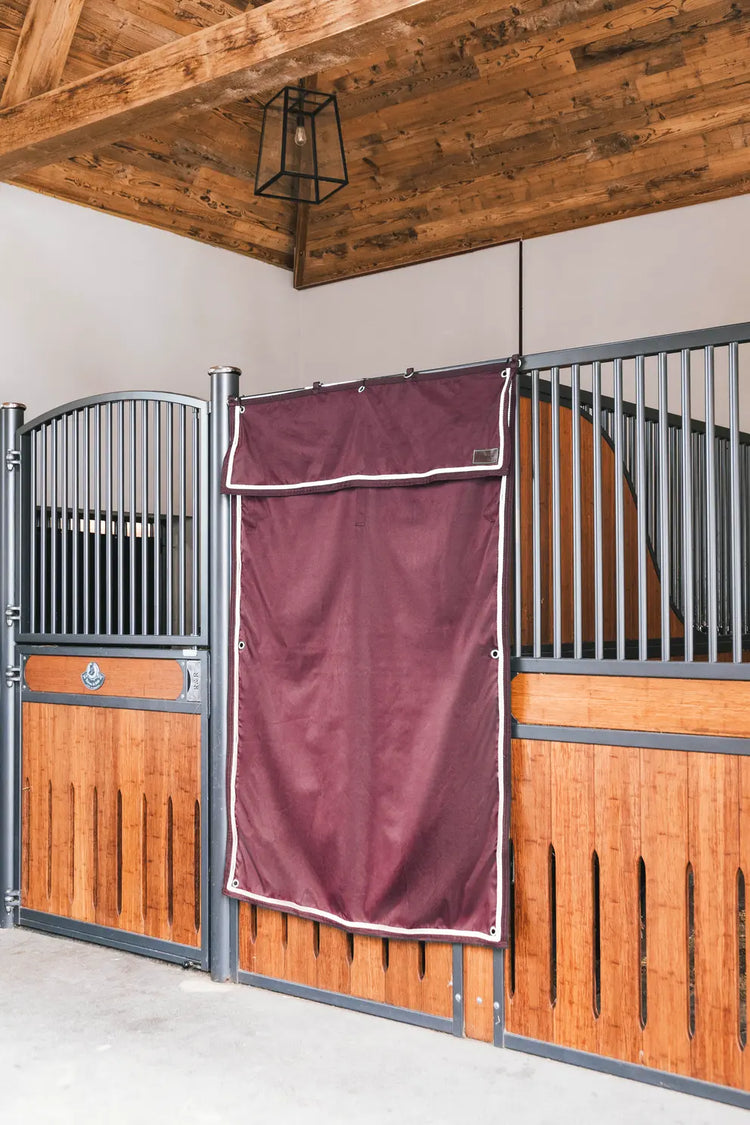 Rideaux de box pour chevaux