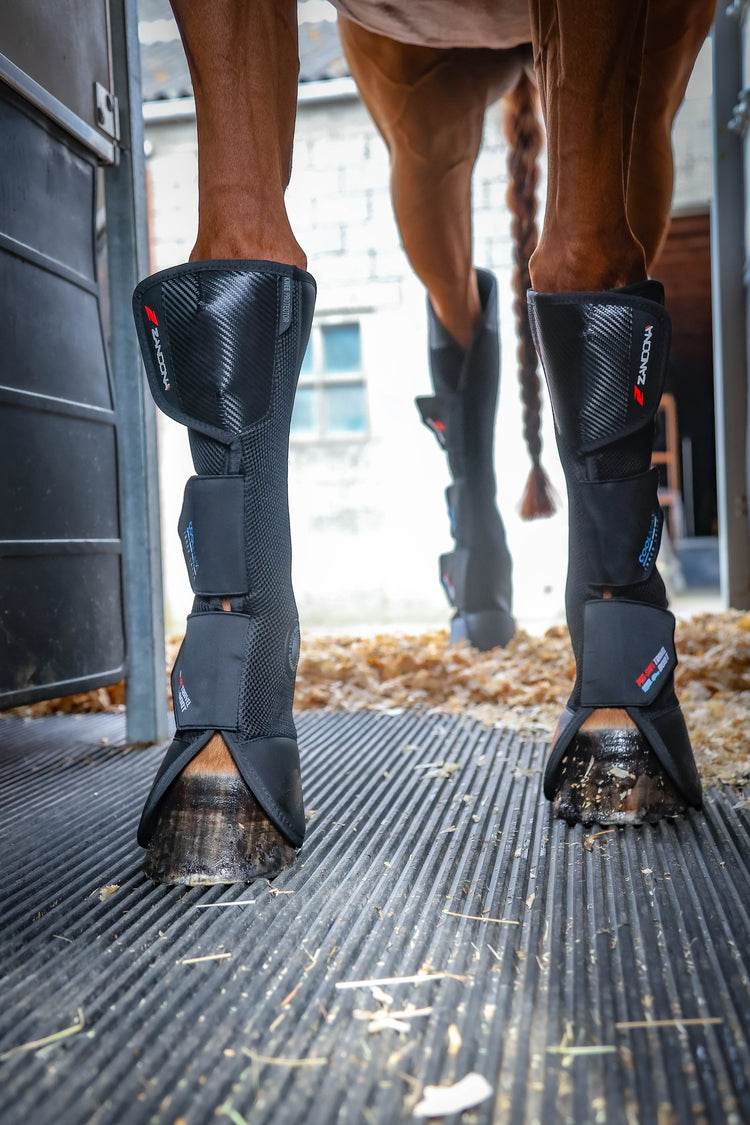 Summer travel boots for horses