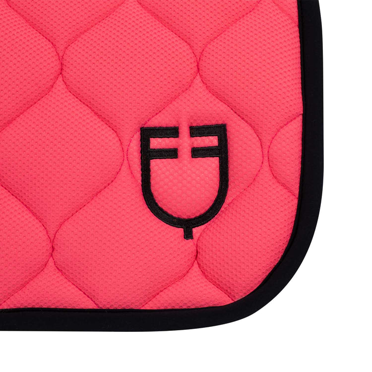 breathable saddle pad with mesh