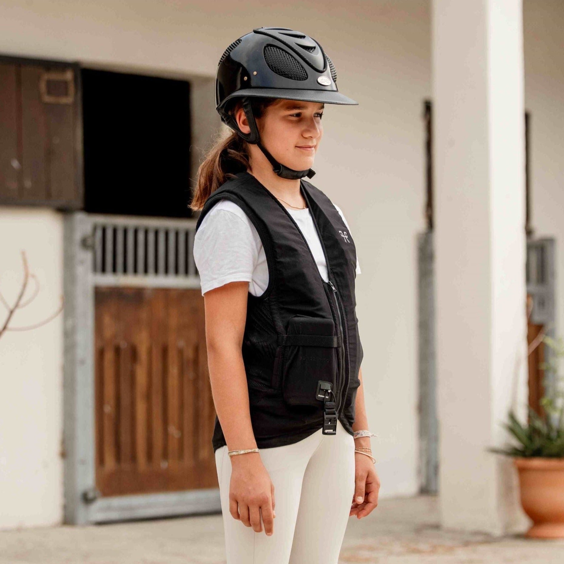 Junior Airbag Vest Twist Air By Horse Pilot – EquiZone Online