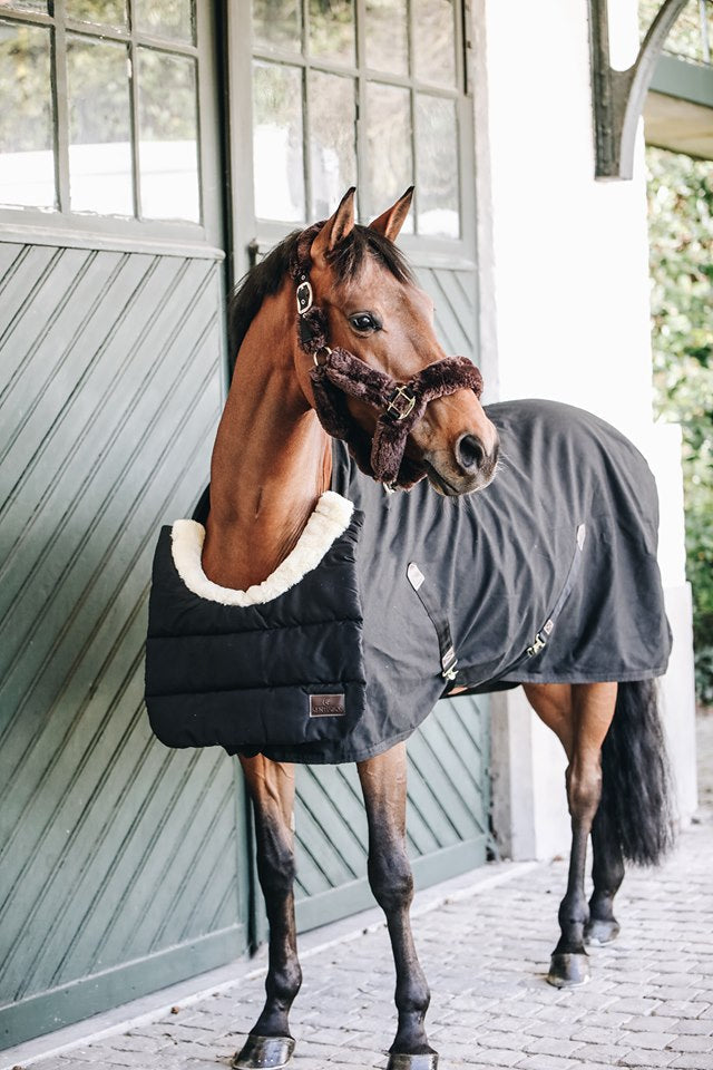 Kentucky Bib with Sheepskin Black